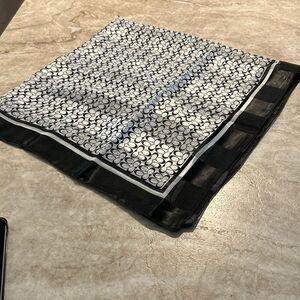 COACH Black & White Scarf